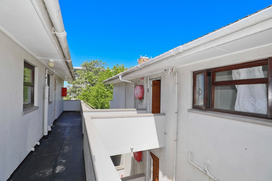 2 Bedroom Property for Sale in Wynberg Western Cape